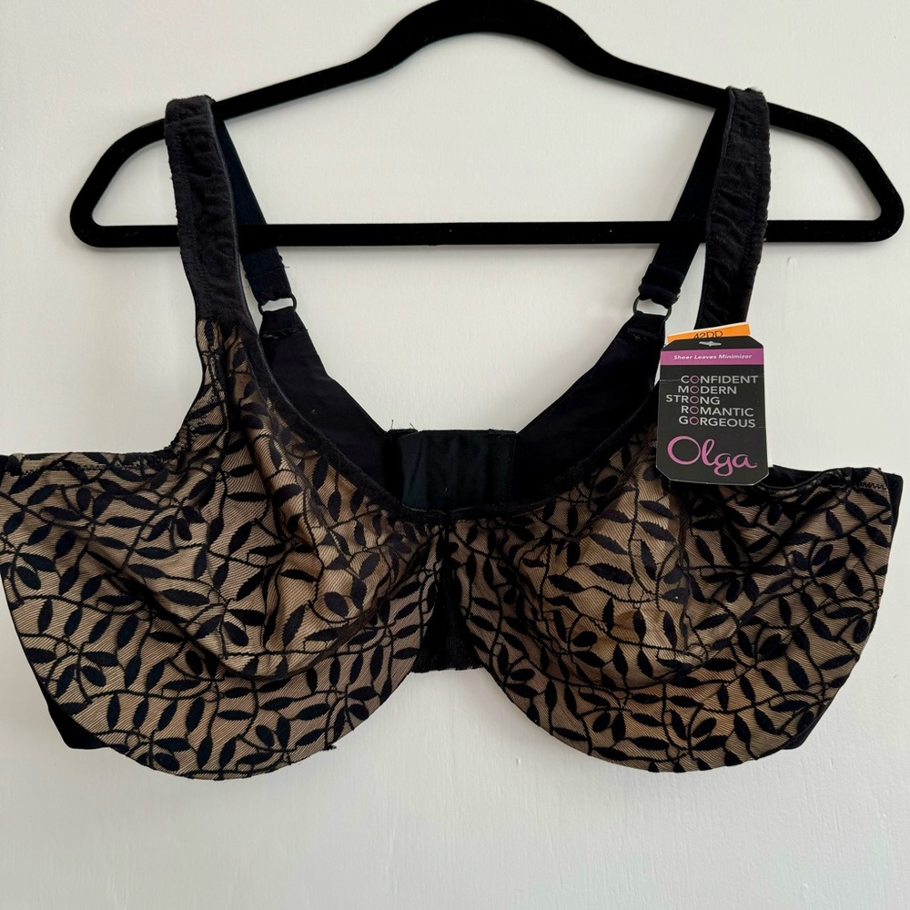 42 DD - underwire nude illusion Olga bra - NWT